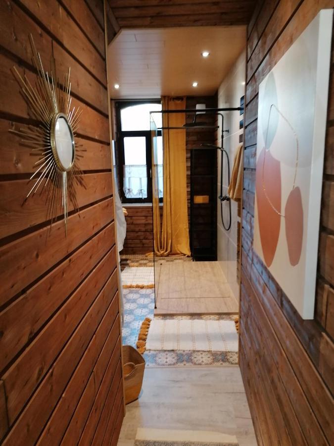 Maison D'Hote Les Notes Endormies Suite Le Refuge Walcourt Exterior foto