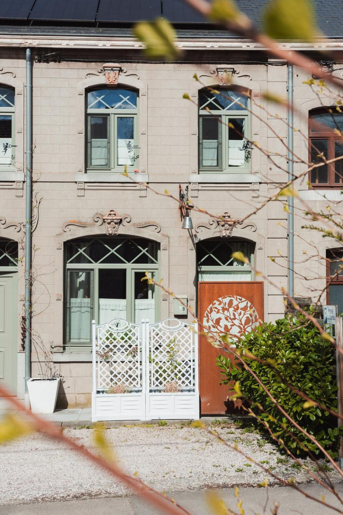 Maison D'Hote Les Notes Endormies Suite Le Refuge Walcourt Exterior foto