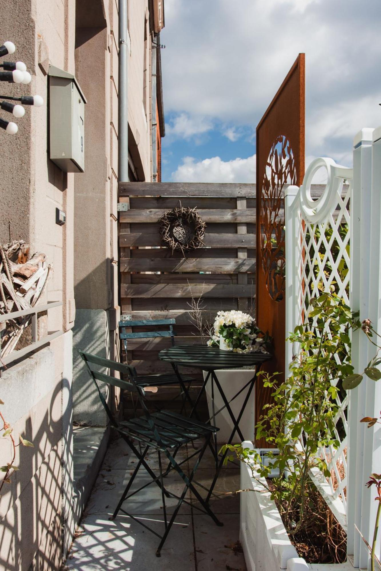 Maison D'Hote Les Notes Endormies Suite Le Refuge Walcourt Exterior foto
